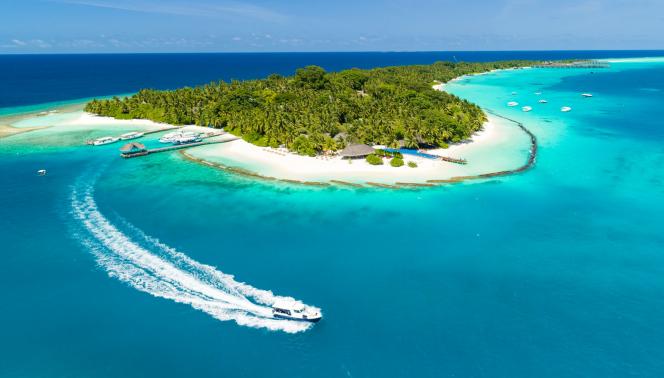 Kuramathi Island Resort 