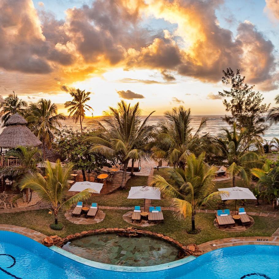 Kenya - Africhic Luxury Resort - Diani Beach 1