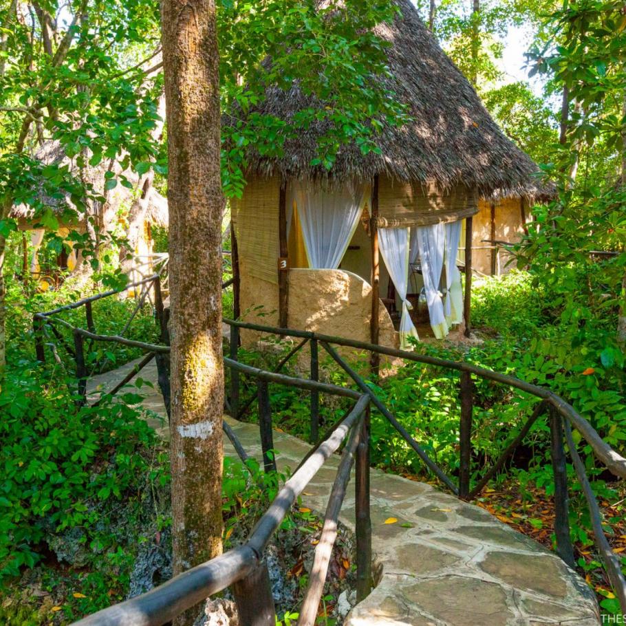 Kenya - Diani Beach - The sands at Chale Island 7