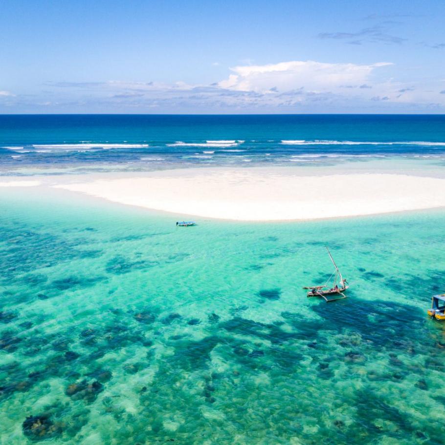 Kenya - Diani Beach - The sands at nomad 3