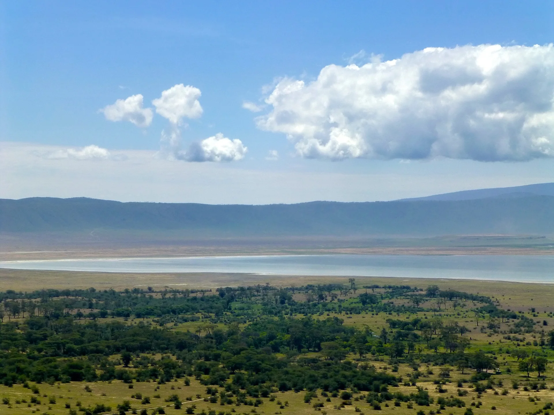 Tanzania - Ol Doinyo Lengai e le distese del Serengeti